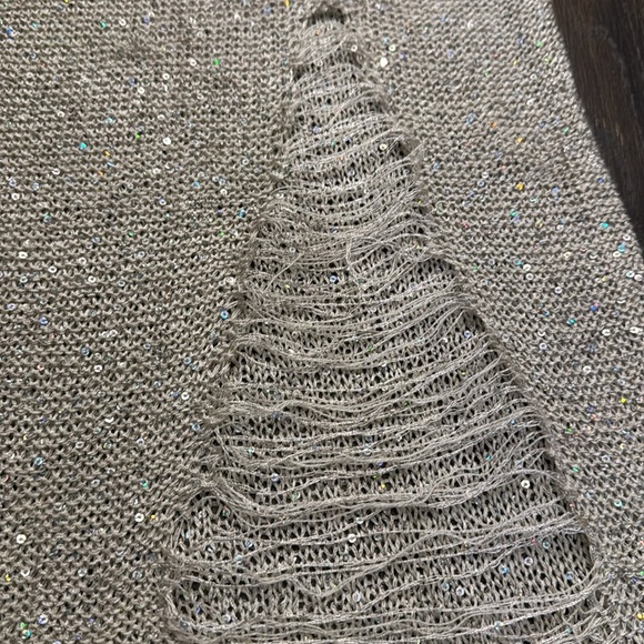 🟢 Gracia Chic Sparkling Fringe Knit Sweater Size Medium - Picture 2 of 6